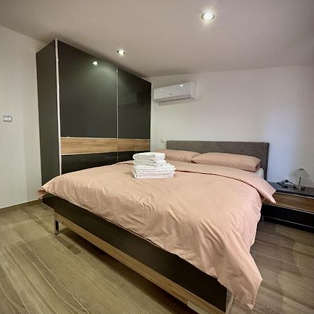 Grande Rosa Apartment Vrulje  Exterior foto