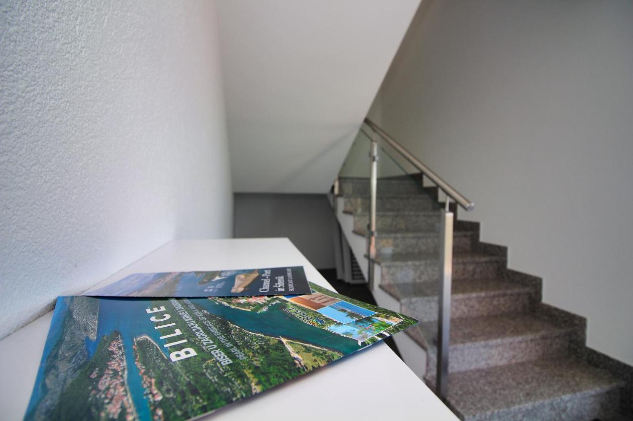 Grande Rosa Apartment Vrulje  Exterior foto